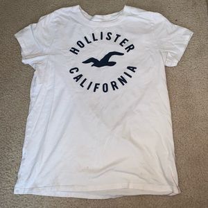 hollister t-shirt